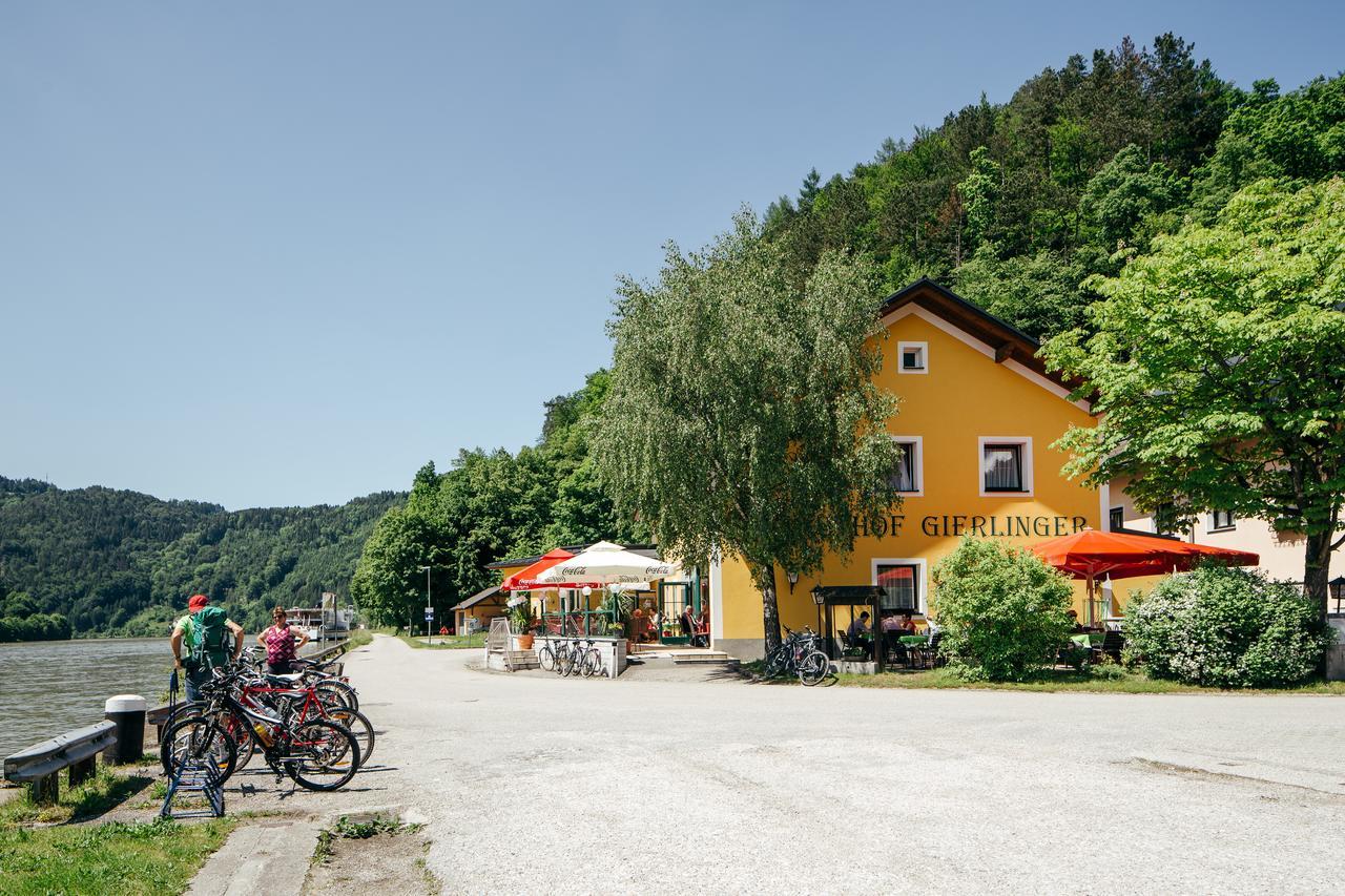 Gasthof Gierlinger Obermuhl Exteriör bild
